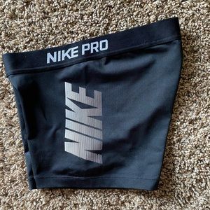 Nike Pro Short